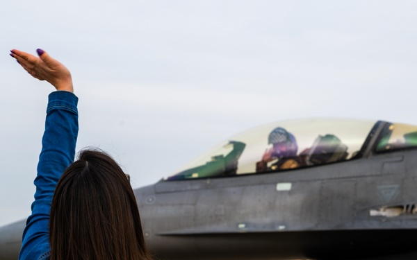 510th Fighter Squadron pilots return from deployment