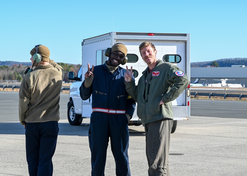 104th Fighter Wing hosts individual community members and Barnes Air National Guard Base alumni for base tour