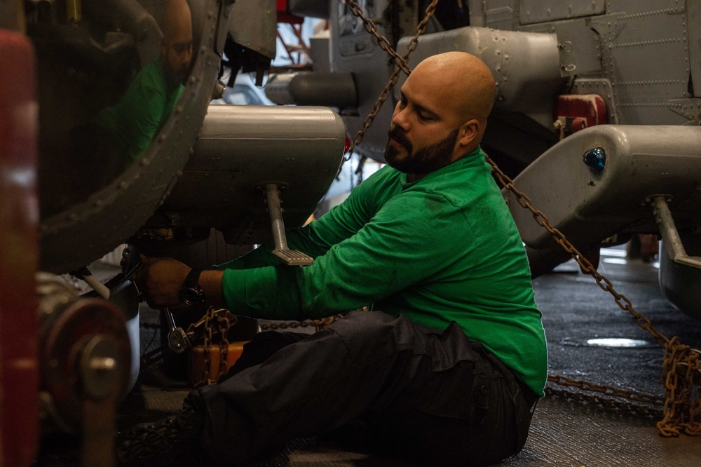 Daily Operations Aboard USS Carl Vinson (CVN 70)