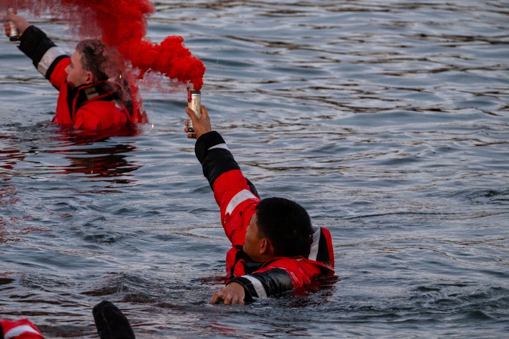 Coast Guard Conducts Pyrotechnics Training in Station New York Boat Basin