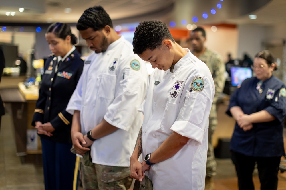 Walter Reed Board of Directors Serve Thanksgiving Meal