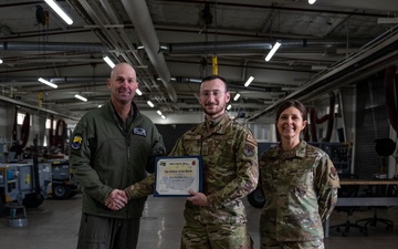 388th Fighter Wing presents top panther award