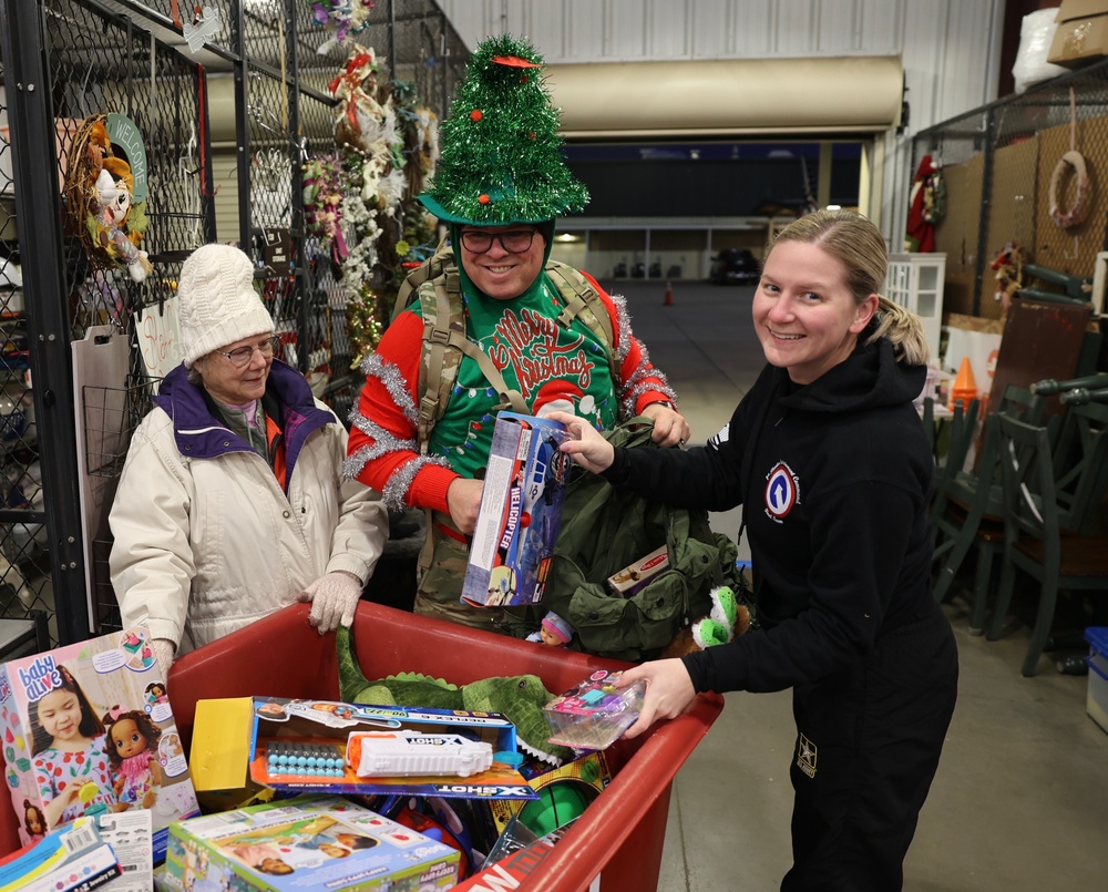 1st TSC delivers holiday spirit to Santa's Workshop