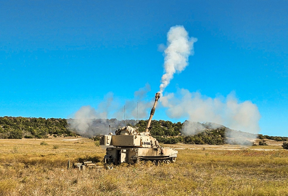 2-82 Field Artillery Showcases Firepower on Fort Cavazos