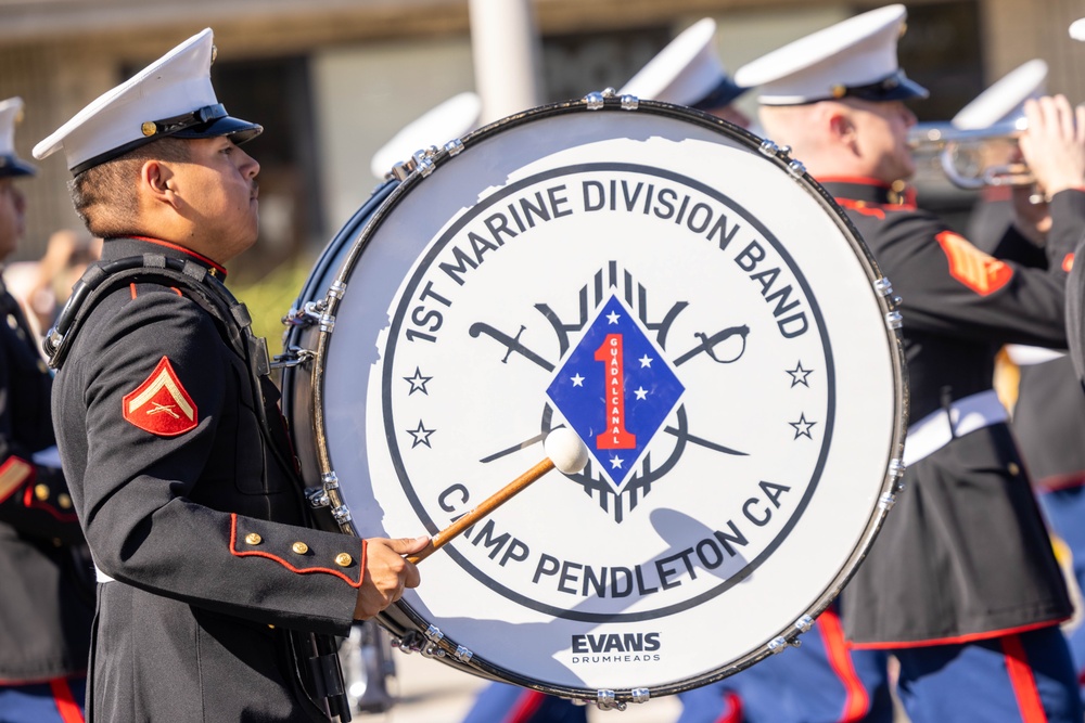 1st MARDIV Band performs at Fallbrook Veterans Day parade