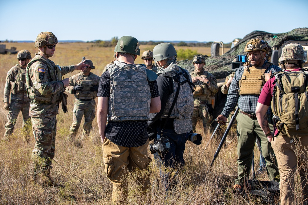 2-82 Field Artillery Showcases Firepower on Fort Cavazos