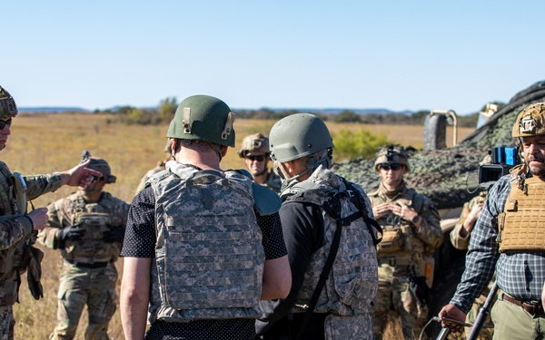 2-82 Field Artillery Showcases Firepower on Fort Cavazos