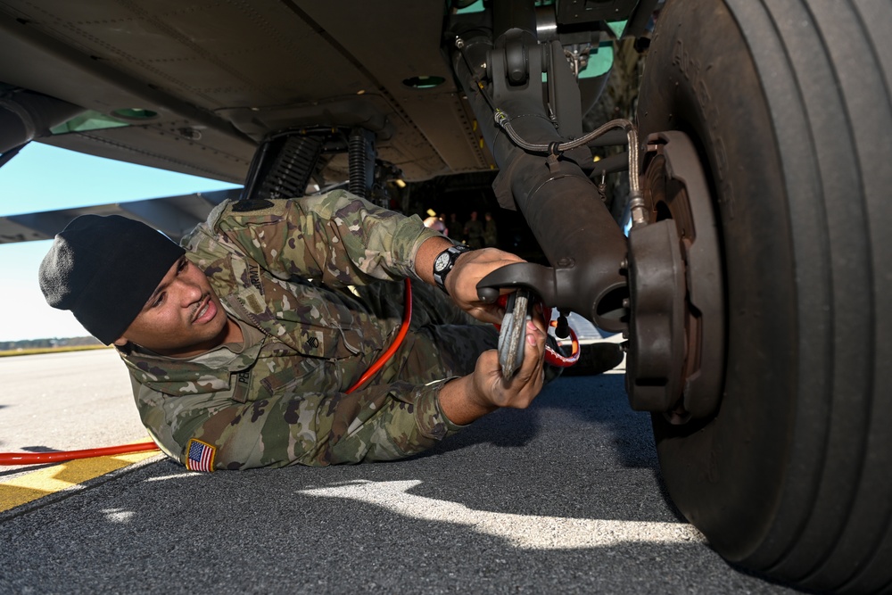 Boeing AH-64 Apache aerial lift certification for new blade fold kit