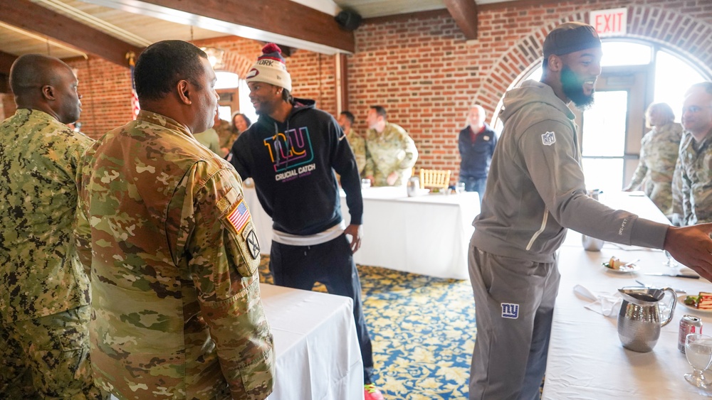 New York Giants Players visit Fort Hamilton