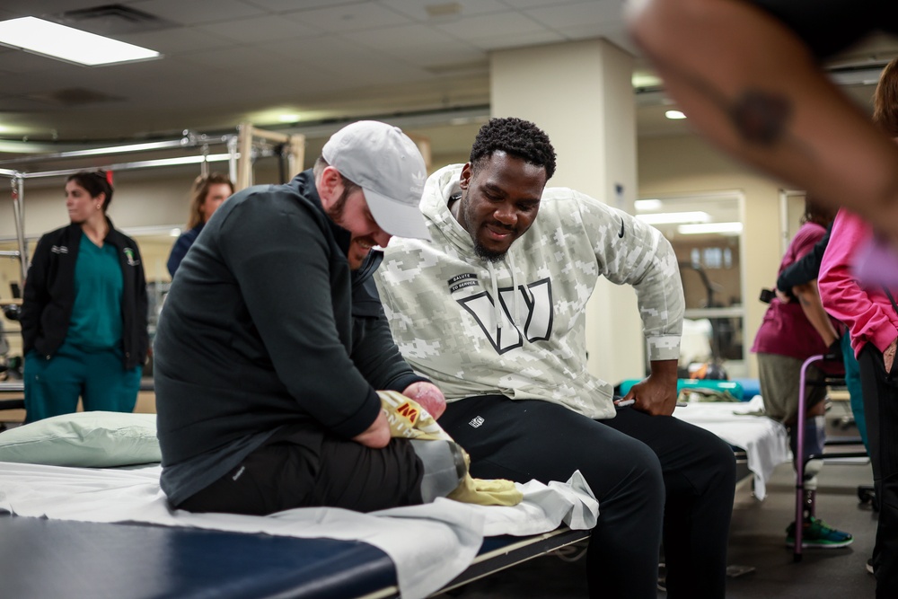 Washington Commanders Visit Walter Reed National Military Medical Center