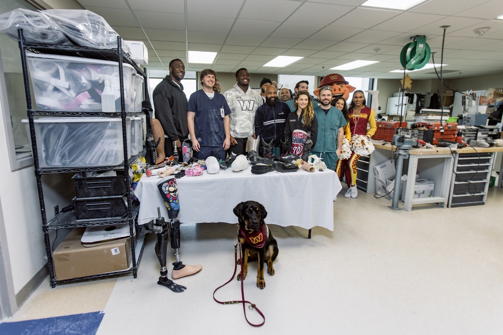 Washington Commanders Visit Walter Reed National Military Medical Center