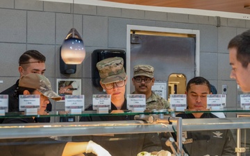 27 SOW leadership serves Air Commandos annual Thanksgiving meal