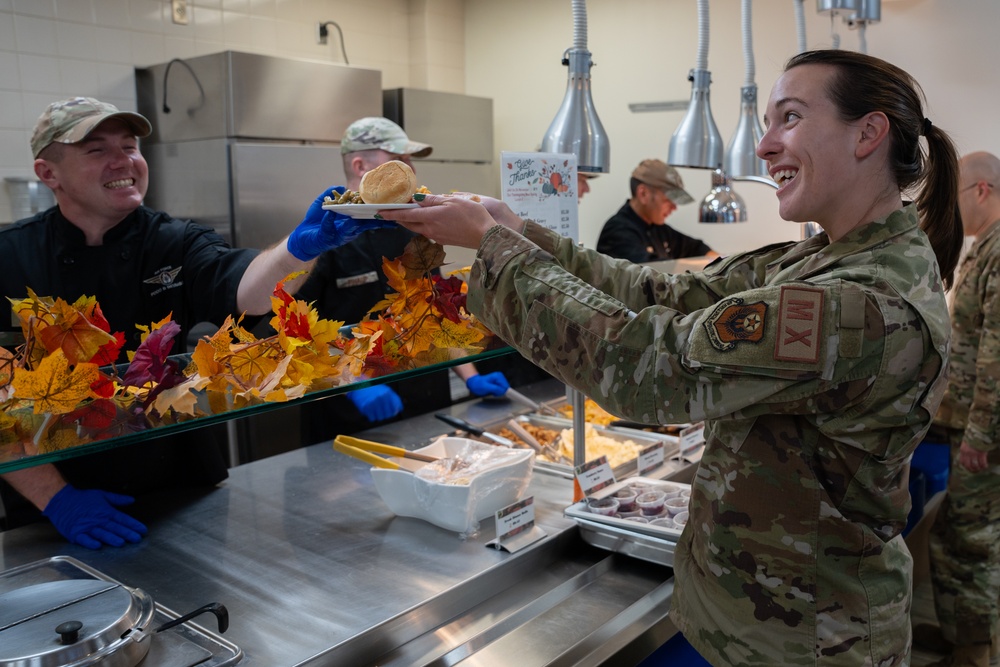 27 SOW leadership serves Air Commandos annual Thanksgiving meal