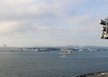 George Washington returns to Yokosuka