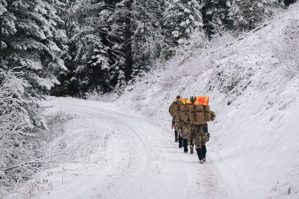 Pre-Team 25-02 performs winter navigation