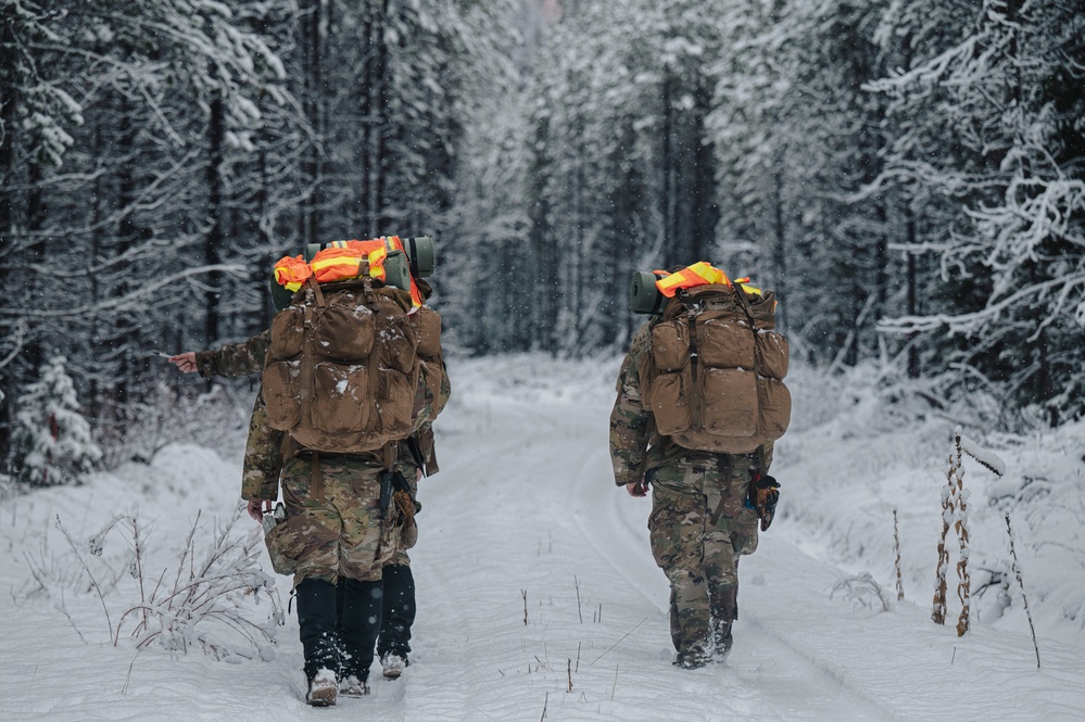 Pre-Team 25-02 performs winter navigation