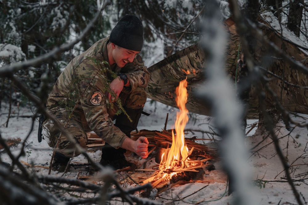 Pre-Team 25-02 performs winter navigation