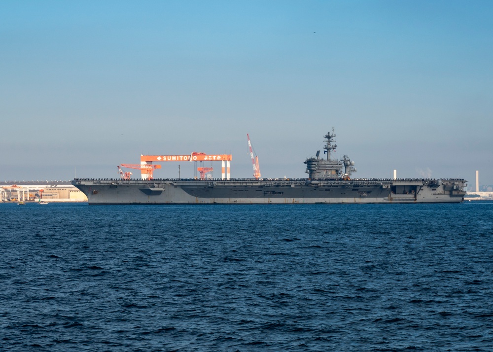 George Washington Arrives in Yokosuka