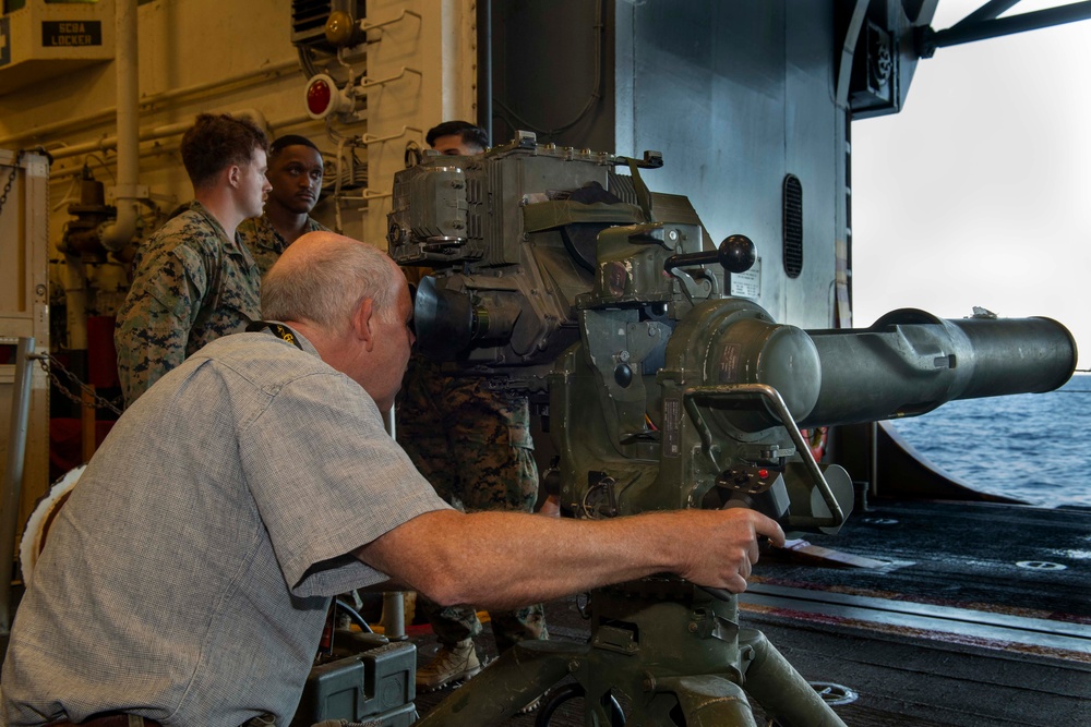 15th MEU static weapon display