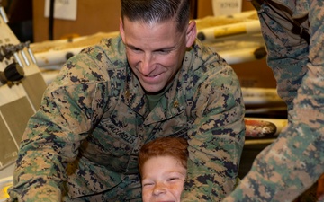 15th MEU static weapon display