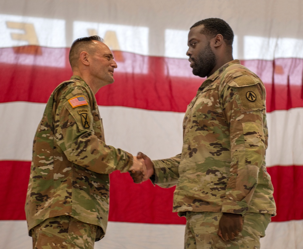 USTRANSCOM DCOM recognizes 598th Transportation Brigade’s stellar performers