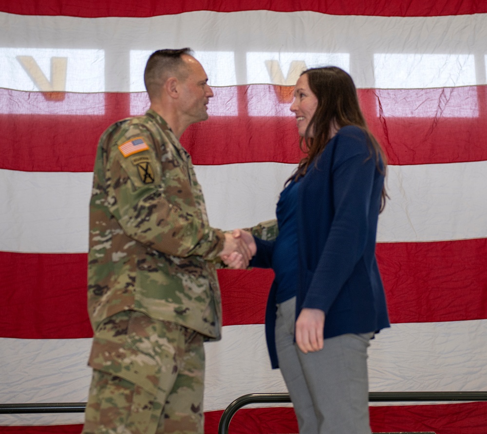 USTRANSCOM DCOM recognizes 598th Transportation Brigade’s stellar performers