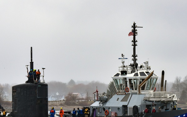 USS Hampton (SSN 767) Arrives at Portsmouth Naval Shipyard