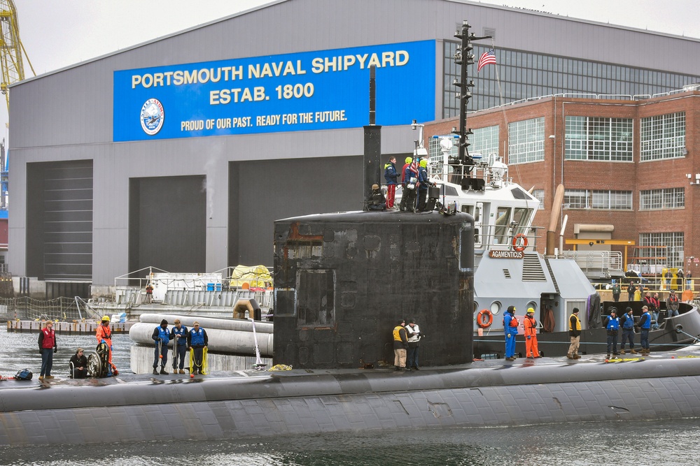 USS Hampton (SSN 767) Arrives at Portsmouth Naval Shipyard