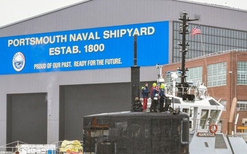 USS Hampton (SSN 767) Arrives at Portsmouth Naval Shipyard