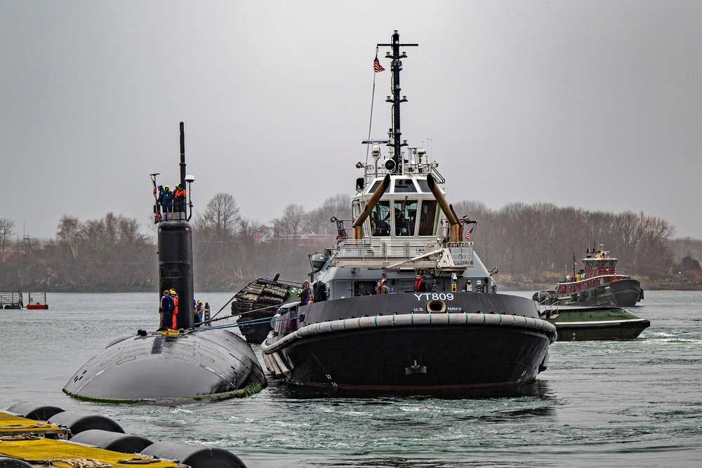 USS Hampton (SSN 767) Arrives at Portsmouth Naval Shipyard