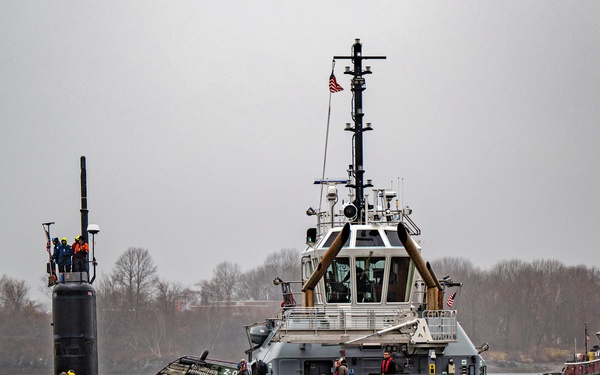 USS Hampton (SSN 767) Arrives at Portsmouth Naval Shipyard