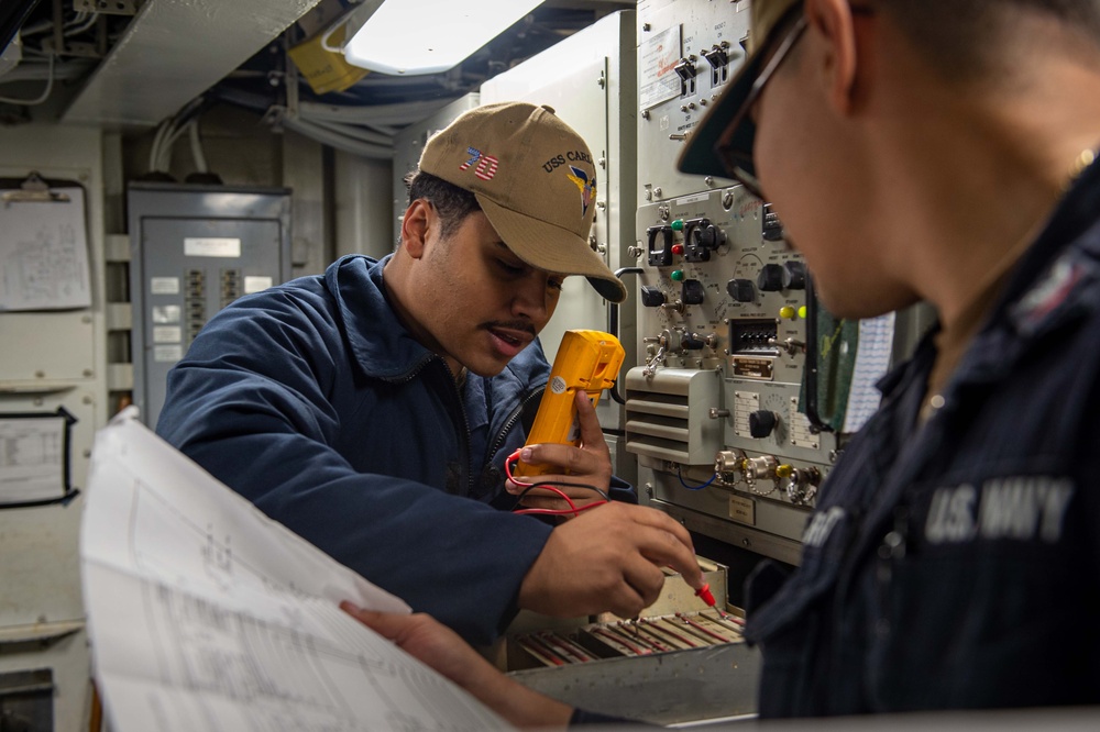 USS Carl Vinson (CVN 70) Electronics Technician