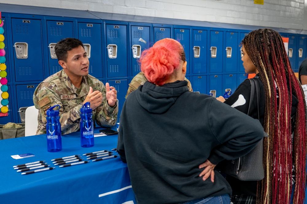 Lunchtime Recruiting: Air Guard Talks Careers at Sandalwood High