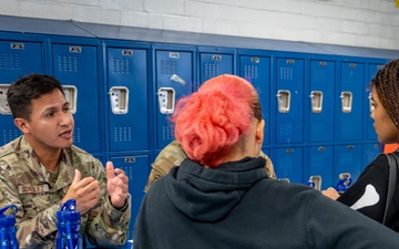 Lunchtime Recruiting: Air Guard Talks Careers at Sandalwood High