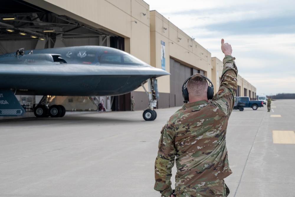 B-2 stealth bombers land precision strike against Houthi targets