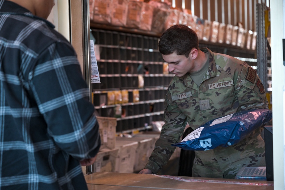 Aviano Post Office Prepares for Holidays