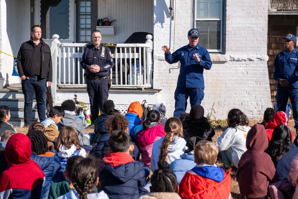 Coast Guard Member Engages with Students on Coney Island Lighthouse History