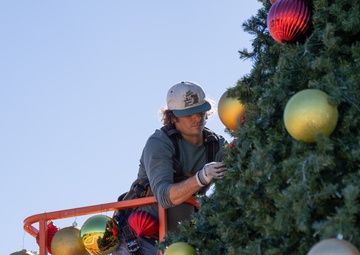 502d Civil Engineer Squadron decorates Holiday Tree