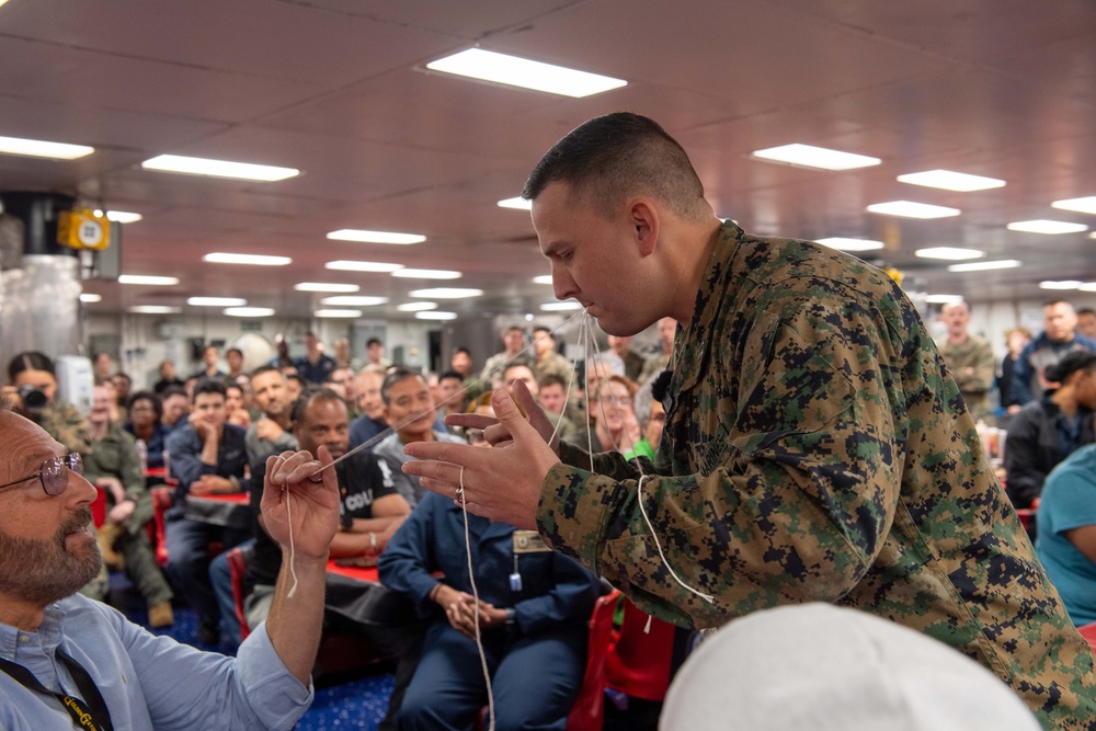 15MEU magic show aboard Boxer