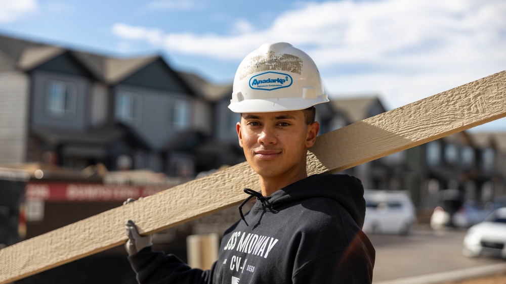 Lending a Hand: RSS Fort Collins Marines Strengthen Local Community Through Volunteer Efforts