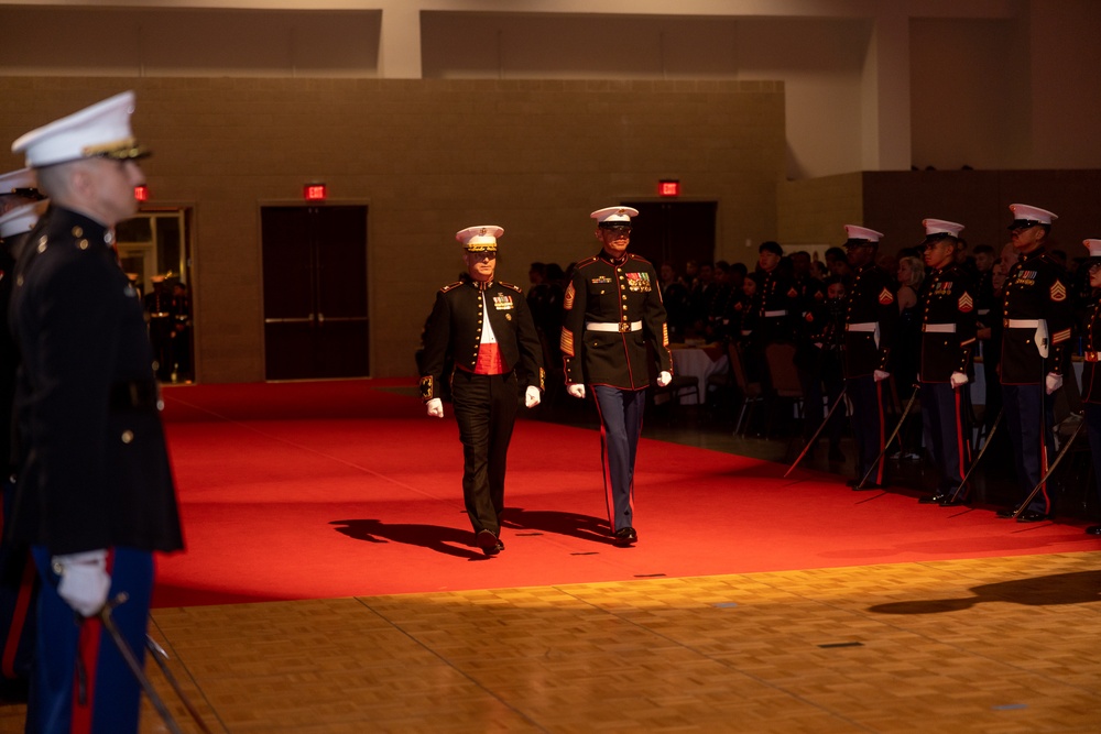 Sgt. Maj. Ruiz Visits 2nd CRR 249th Birthday Ball