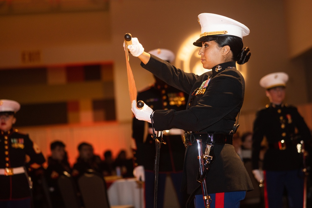 Sgt. Maj. Ruiz Visits 2nd CRR 249th Birthday Ball