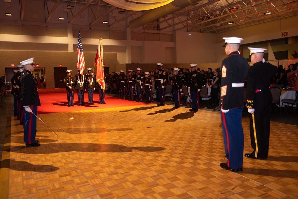 Sgt. Maj. Ruiz Visits 2nd CRR 249th Birthday Ball