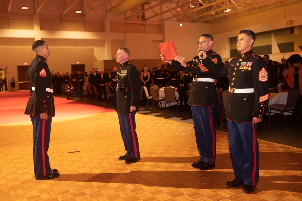 Sgt. Maj. Ruiz Visits 2nd CRR 249th Birthday Ball