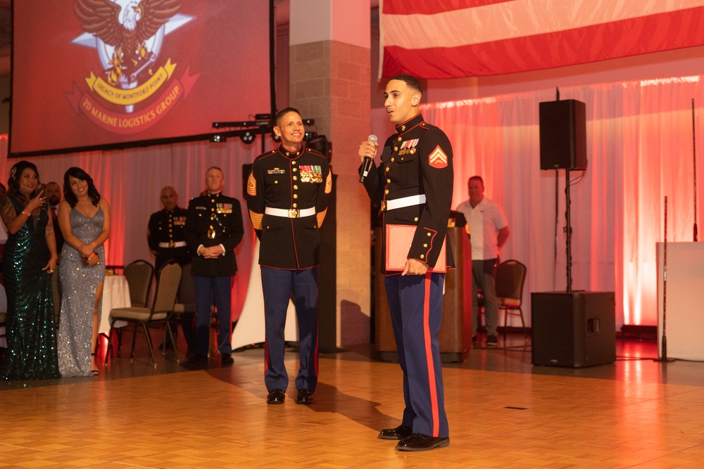 Sgt. Maj. Ruiz Visits 2nd CRR 249th Birthday Ball