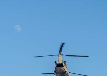 25th CAB Soldiers Conduct DLQs With USS Boxer (LHD 4)