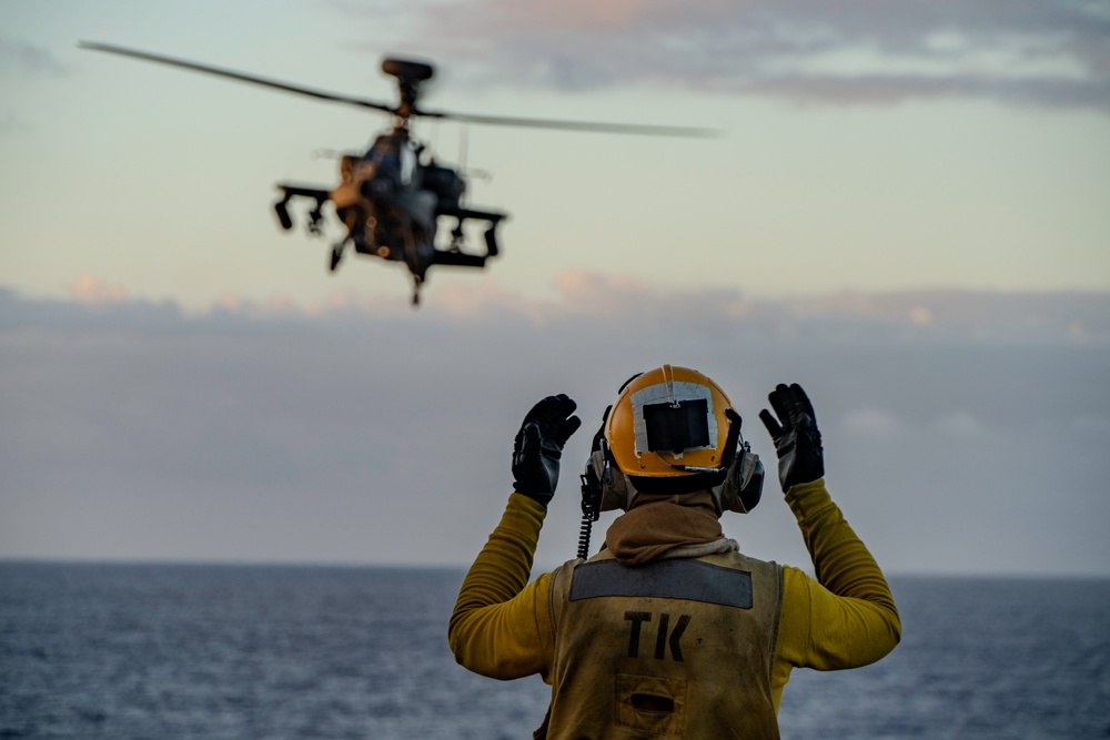 25th CAB Soldiers Conduct DLQs With USS Boxer (LHD 4)