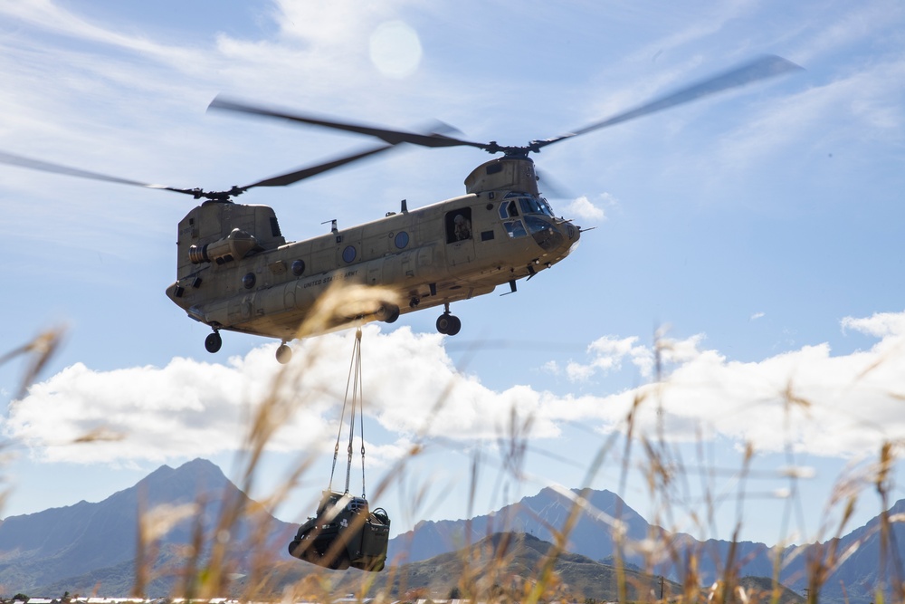 It's a TRAP: CLC-33 conducts external lift operations with 3-25 GSAB