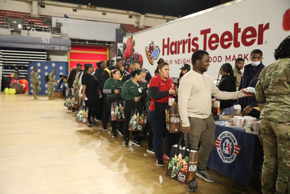 Operation Homefront’s Holiday Meals for D.C. National Guard Families