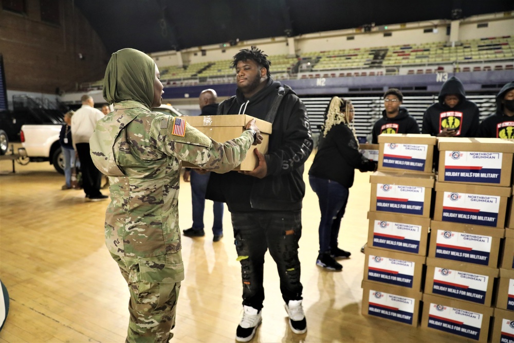 Operation Homefront’s Holiday Meals for D.C. National Guard Families